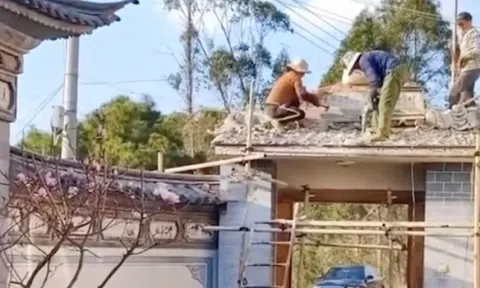 Làm cổng phong thủy 60.000 USD mong con kết hôn